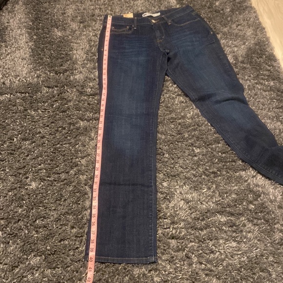 *BNWT* Levi’s jeans straight leg. Size 6M/28 - Picture 9 of 12